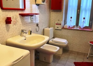 Bagno Camera Lampone